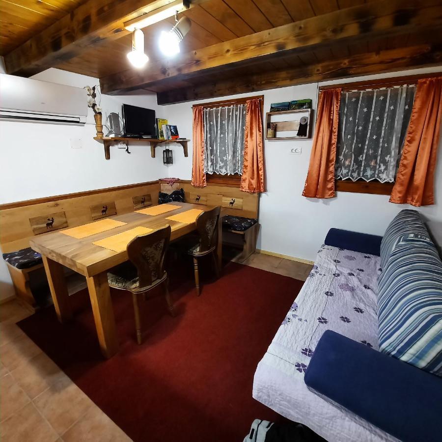 Jelenov Breg Pod Matajurem Villa Kobarid Room photo